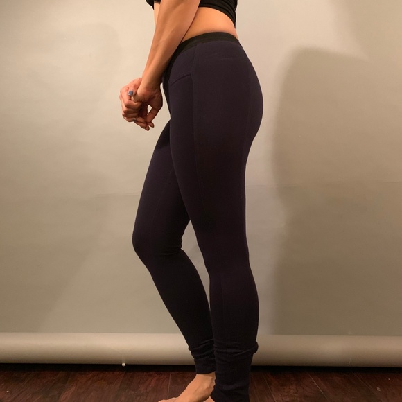 BCBG Navy Knit Stretch Legging - Picture 3 of 4